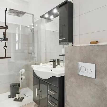 2 Bedroom Amazing In Eilenburg